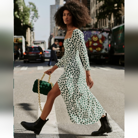 Reformation Hilda Dress In Tapioca Long Sleeve Formal Women's Size 6 - Picture 1 of 10